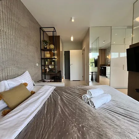 Hotel apartamentowy Wroclove 3*
