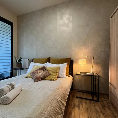 Aparthotel Wroclove 3*