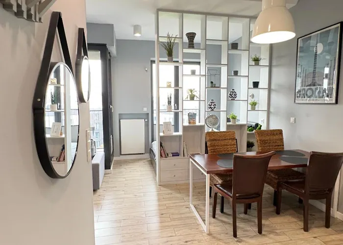 Aparthotel Wroclove 3*