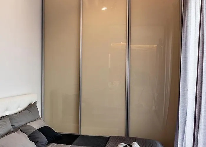 Wroclove Aparthotel 3*