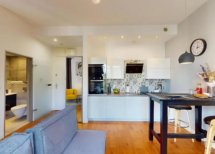 Aparthotel Wroclove 3*