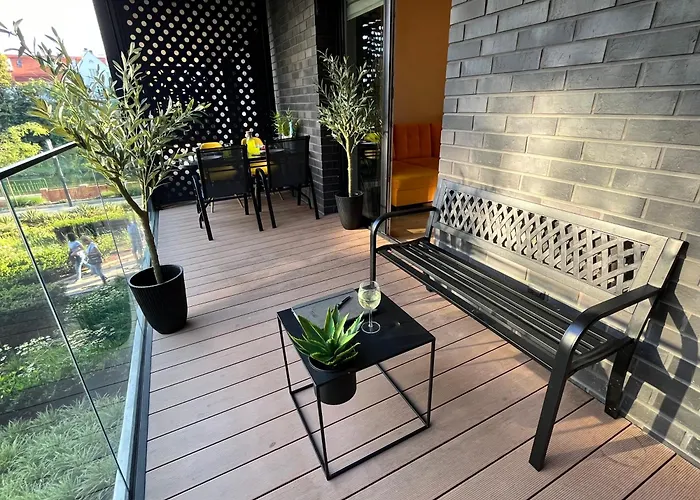 Wroclove Aparthotel 3*